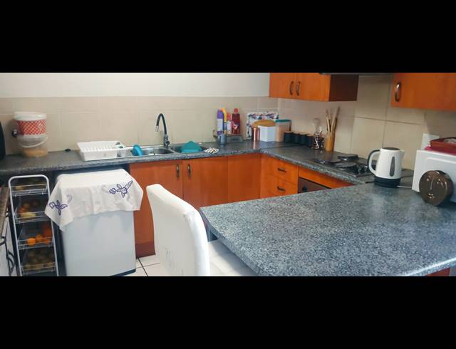 2 BEDROOM SECTIONAL TITLE FOR SALE IN COMET